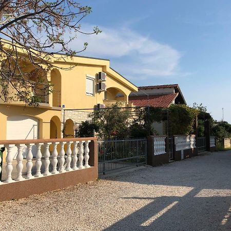 Ferienwohnung Casa Rada Vir Exterior foto