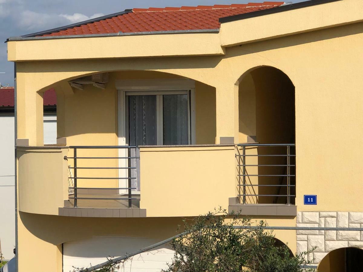 Ferienwohnung Casa Rada Vir Exterior foto