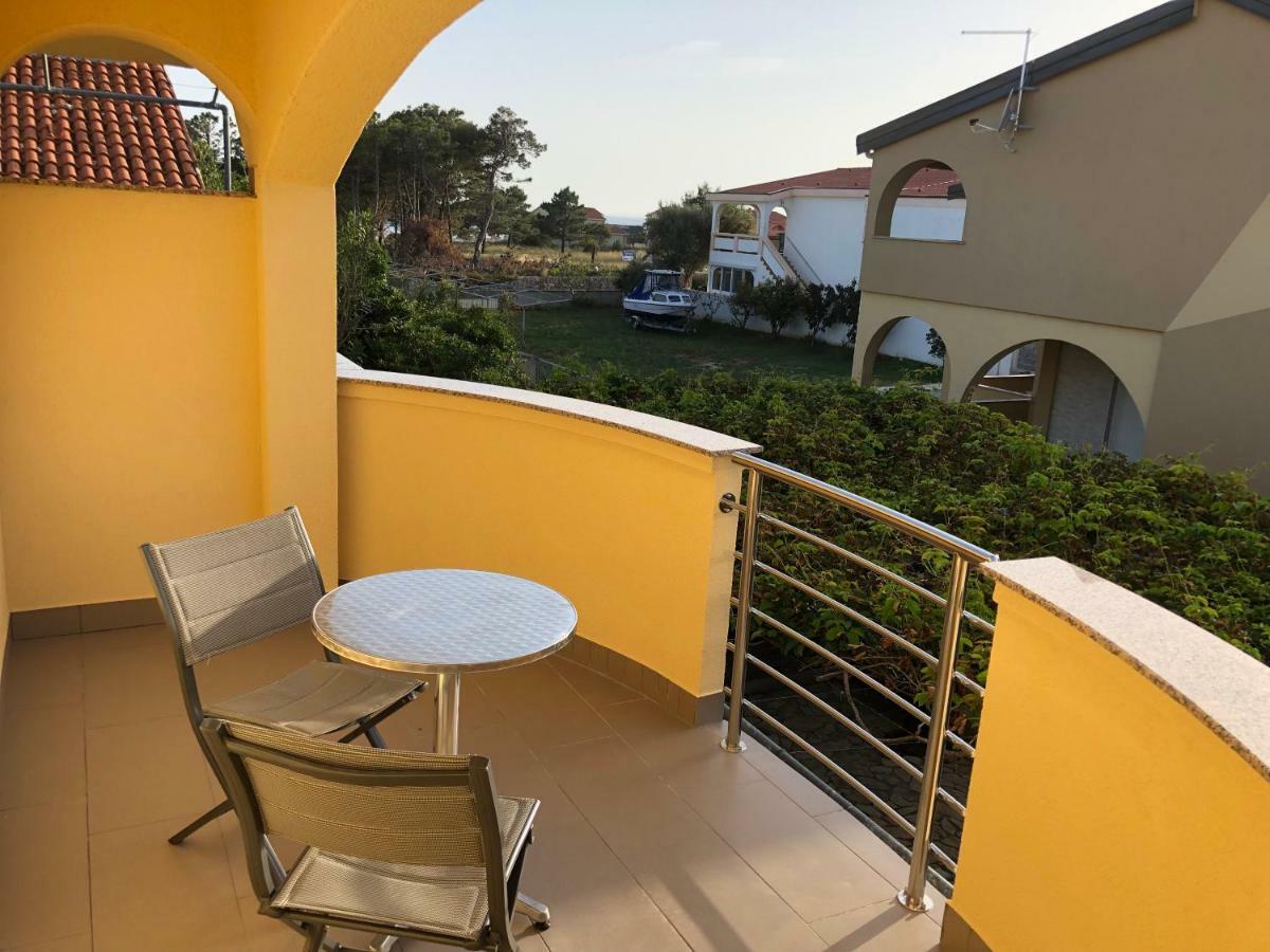 Ferienwohnung Casa Rada Vir Exterior foto
