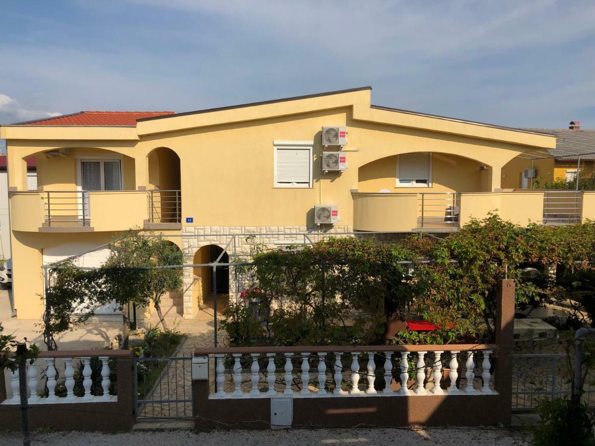 Ferienwohnung Casa Rada Vir Exterior foto
